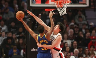 罗威增加训练量有望月底回归 杨瀚森出场时间或被压榨