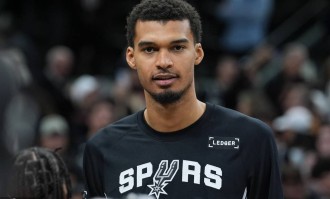 曝文班亚马韧带无损伤 但短期内将缺席比赛