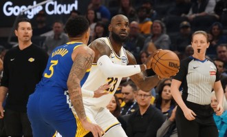 东契奇26+6+8詹姆斯22+7+9 湖人客场大胜勇士