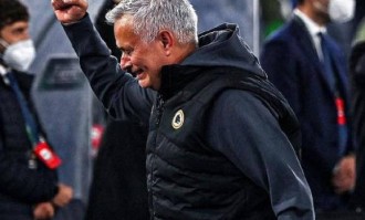 再见穆里尼奥！葡超教坛失意，双线溃败，更衣室矛盾激化