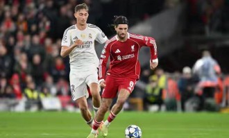 炸锅！帕夫利迪斯戴帽都靠边站 穆帅要给葡超“升舱” 冬窗要搞大事？