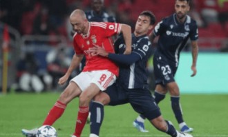 11-0！西甲劲旅虎口夺食+力压三冠王登顶，欧冠2冠王